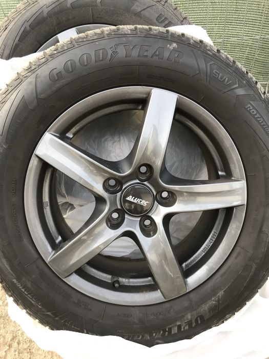 Jante Touareg R17 cu anvelope iarna Goodyear UltraGrip 235 65 R17 104h