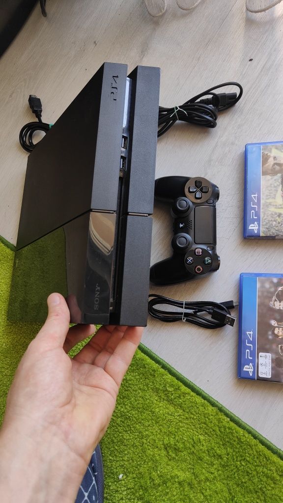 Consola Sony Playstation 4 Ps4 Hdd 500 Gb+2 jocuri FIFA și PES 2017