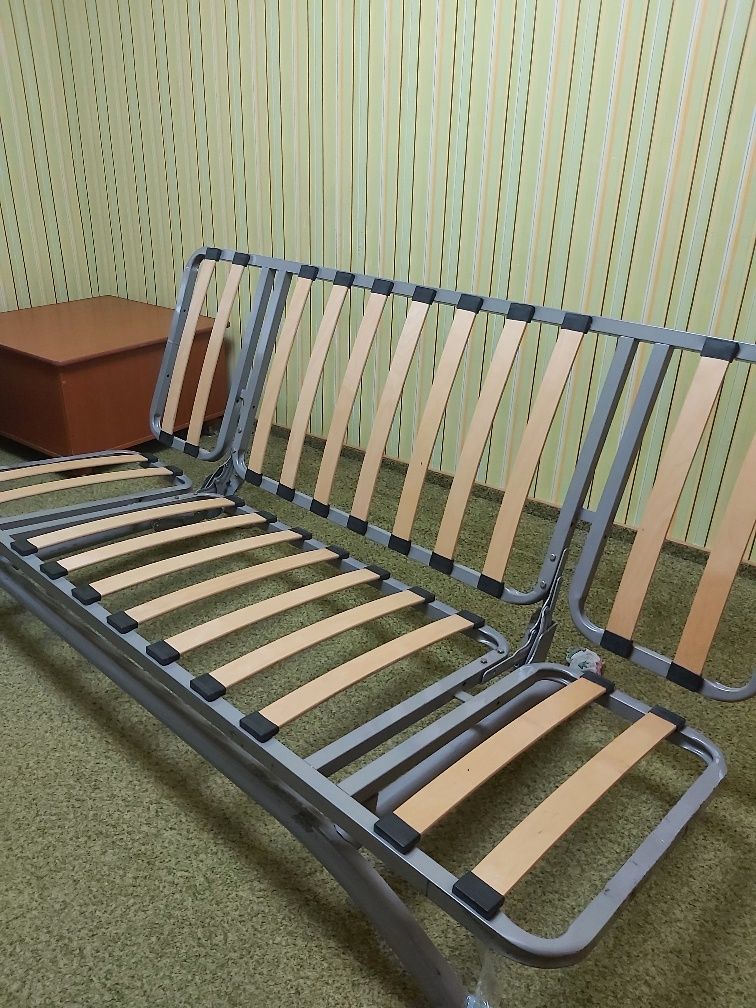 Каркасный диван 2м×1,4