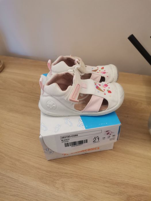 Biomechanics номер 20 и 21 за момиче