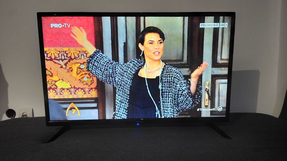 Televizor Schneider LED - 81cm, Hd, HDMI, Dolby Audio