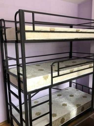 Трехъярусная кровать (двухярусная, двухъярусная). Доставка бесплатно.