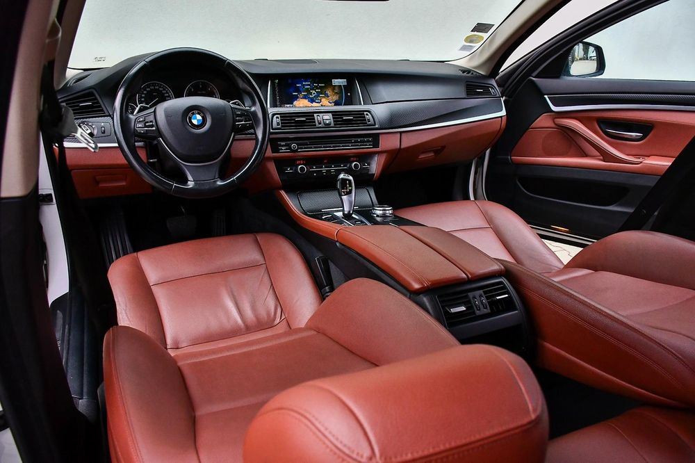 BMW Seria5 / F10 / XDRIVE  / Automat  / 190CP