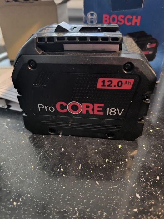 Акумулаторна батерия Bosch ProCORE18V12.0Ah