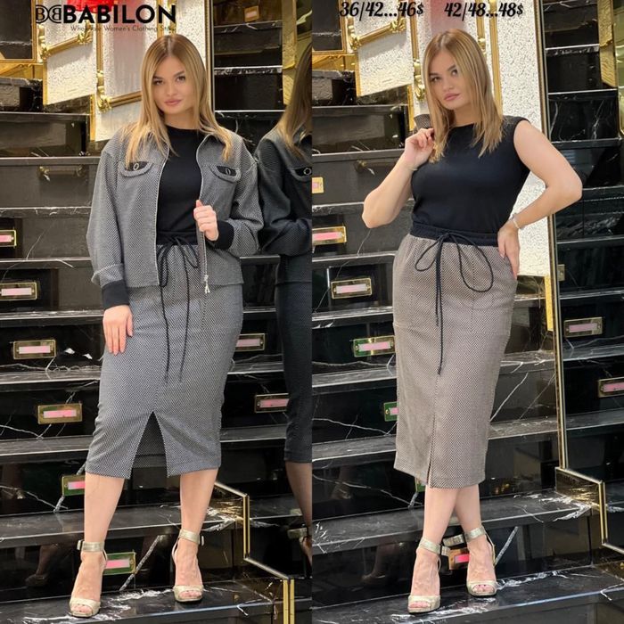 Новыы Костюм тройка турция