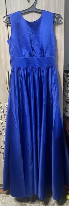 Отдам платье за шоколадку