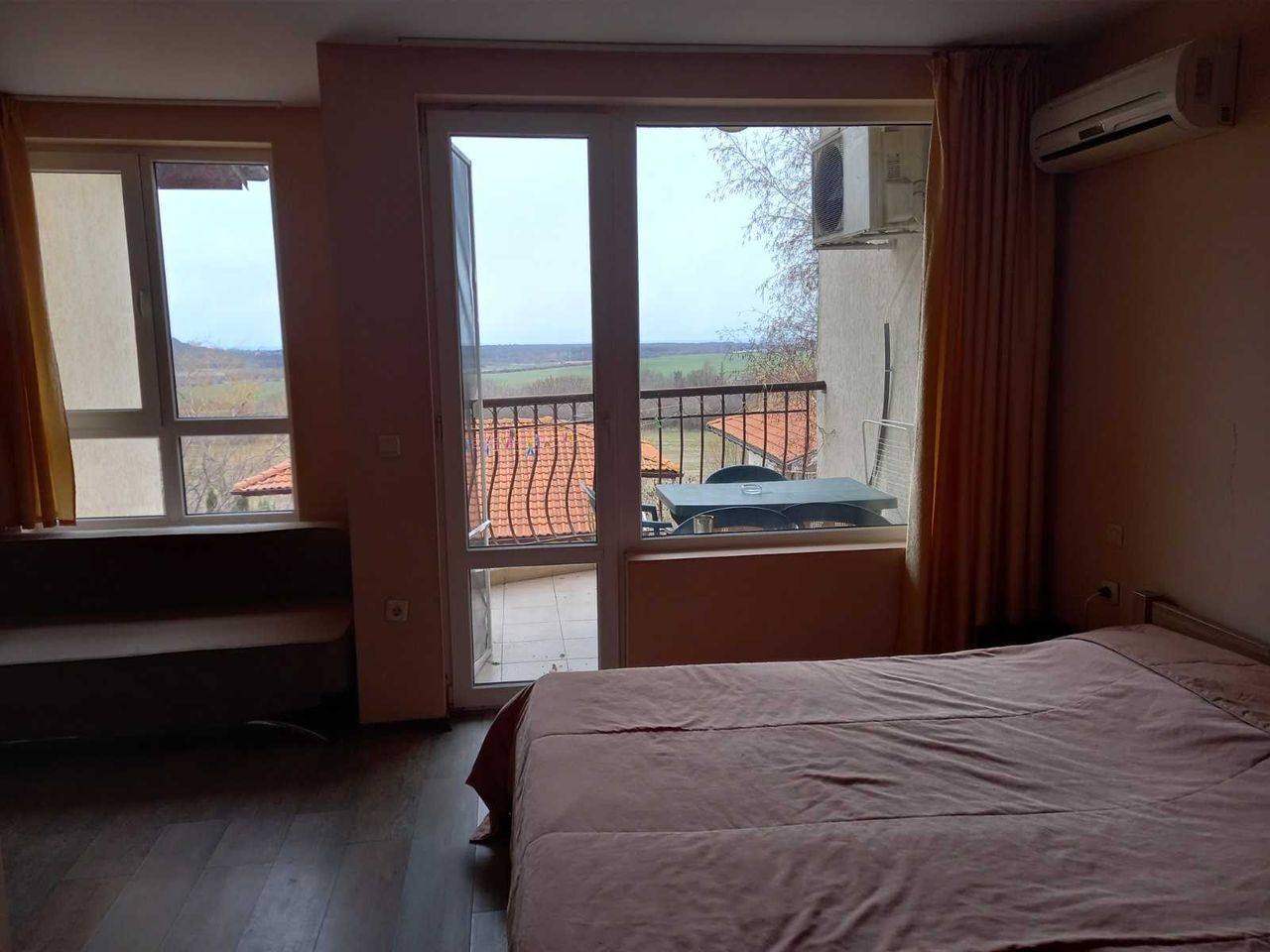 Продава се Едностаен апартамент в с. Рогачево, Област Добрич - 44 кв.м за 864 €/кв.м - Снимка #9