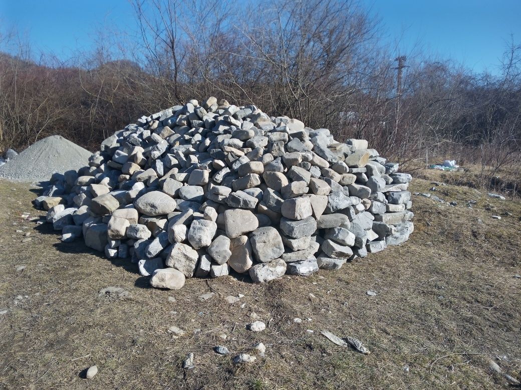 Piatra construcții