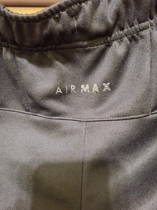 Спортно долнище Nike Air Max S