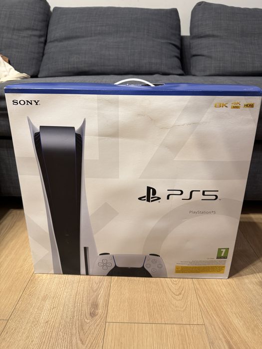 Playstation 5 / CD / 825GB / O maneta / 7 jocuri / perfect functional