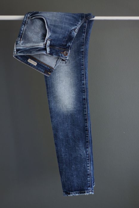 Blugi Noi , cu 'rupturi', originali POSITIVE Jeans