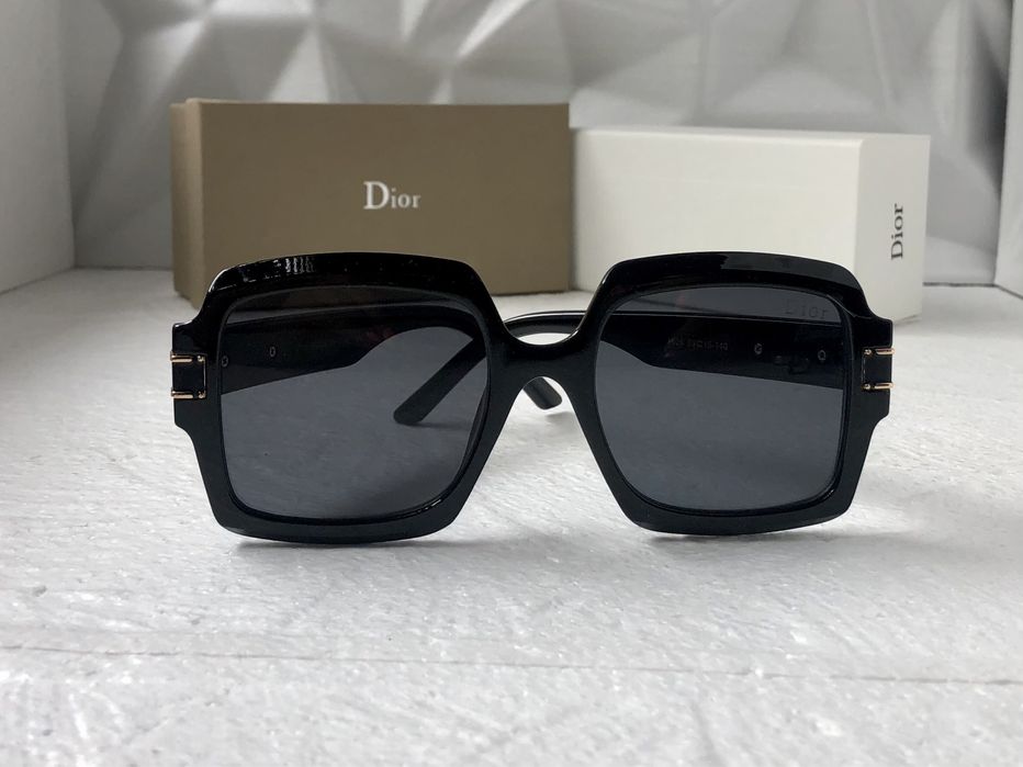 Дамски слънчеви очила квадратни