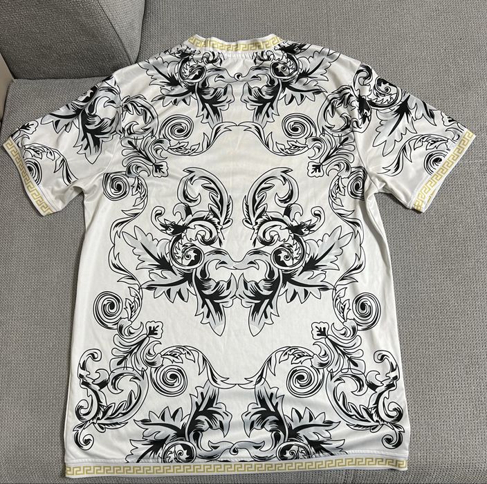 Italy x Versace jersey. Чисто нова!