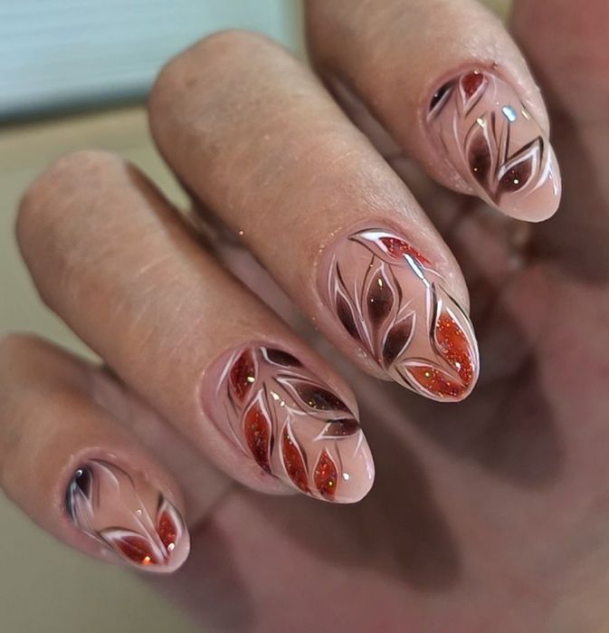 Маникюр, педикюр, наращивание ногтей