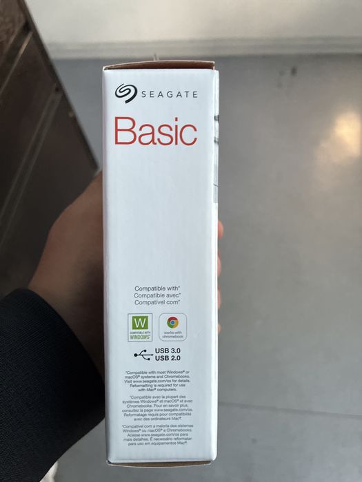 Внешный жеский диск 4 тб