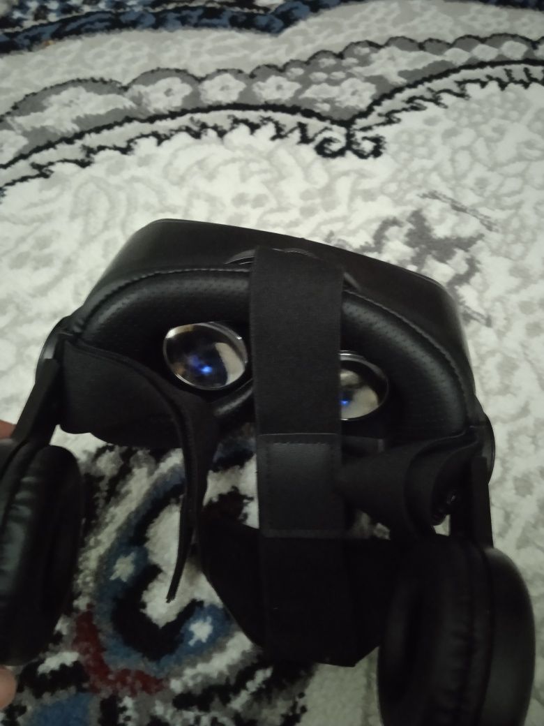 VR ochki VRG pro
