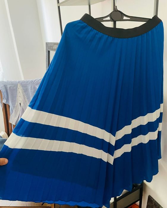 Fusta Zara, stare impecabila