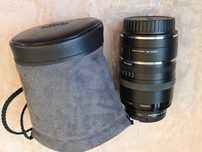 Canon lentila EF  50 mm 1:2.5 , cu filtru, si tub de extensie EF 25 2