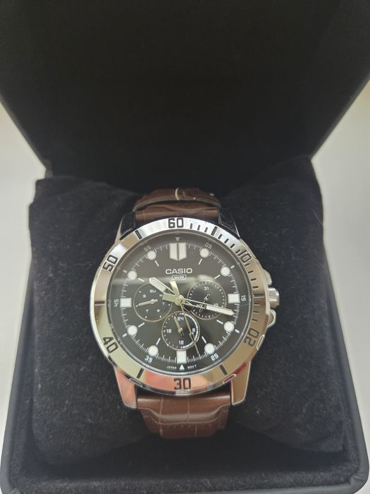 Продам Часы Casio