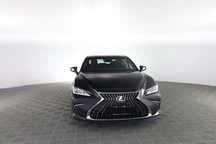 Lexus Seria ES Lexus ES 300h | 223 CP | MODEL NOU | Hybrid | Garantie 9 ani |