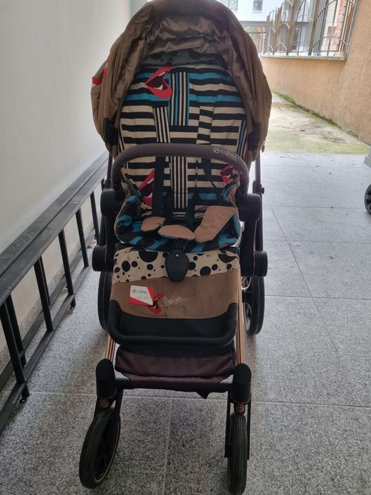 Cybex priam Karolina Kurkova количка със златно шаси