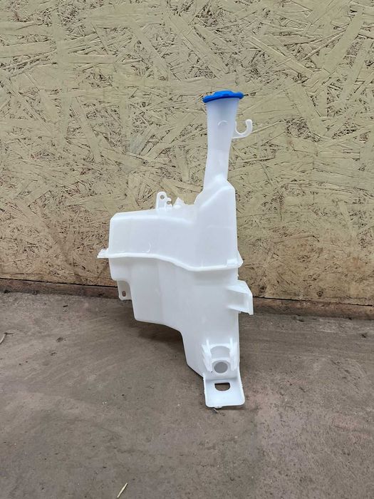 Бачок омывателя Хендай Хюндай Элантра 2011- /Hyundai Elantra 2020