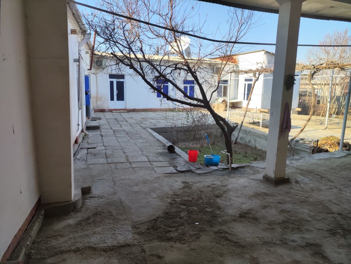 Участка сотилади 18 соток