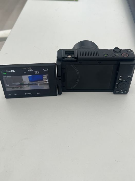 Sony ZV-1 Mark II – Aparat foto pentru vlogging + Card 256GB CADOU!