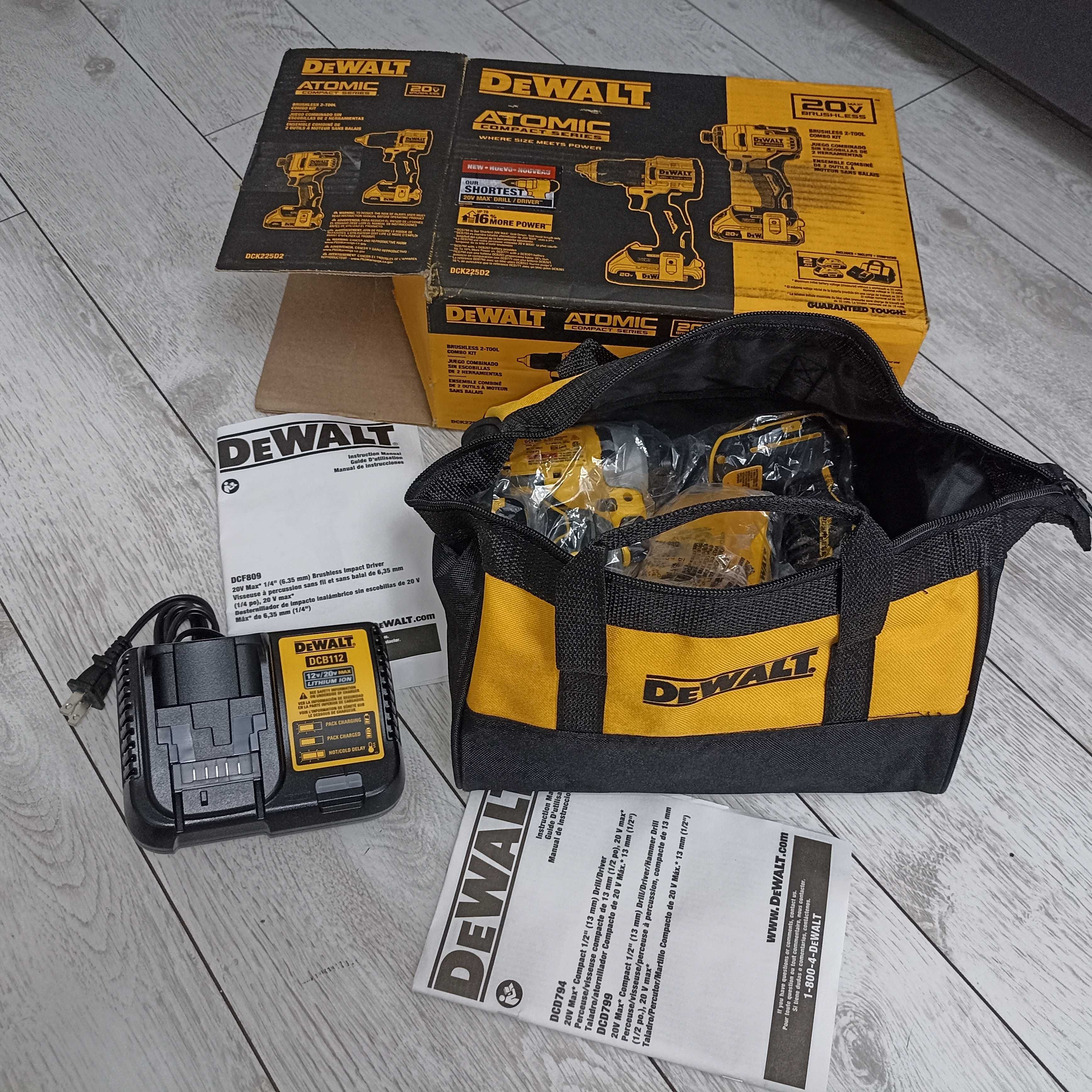 Аккумуляторный COMBO 20 V ( шуруповерт + дрель) DeWalt DCK225D2