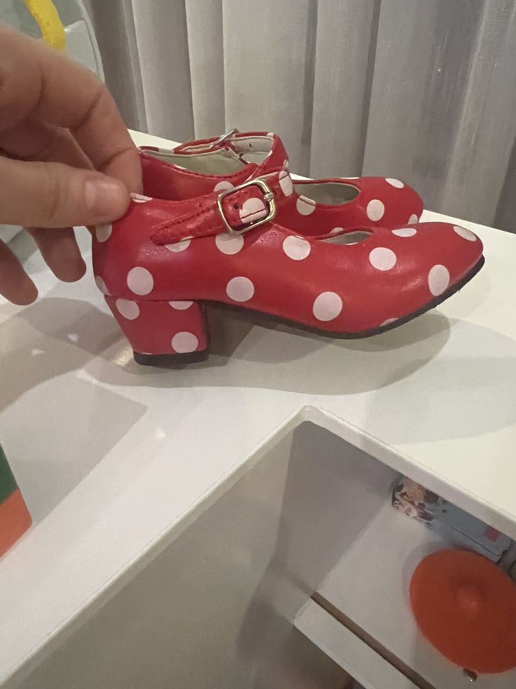 Pantofi de dans +rochita
