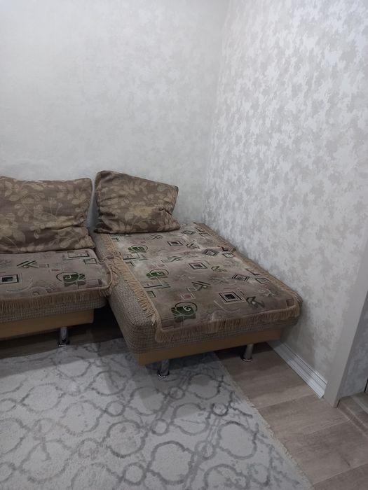 Продам диван и два кре