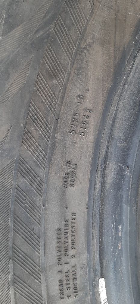 Шины зимние Nokian   265/65/17
