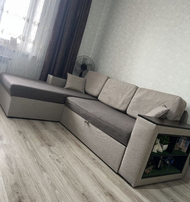 Отдам диван даром