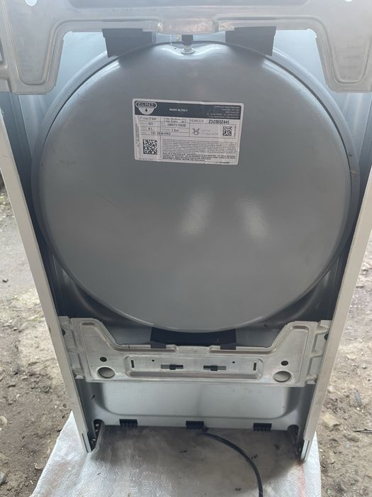 De vanzare Ariston one