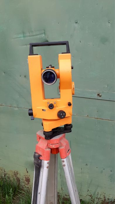 Нивелир в аренду, теоделит в аренду