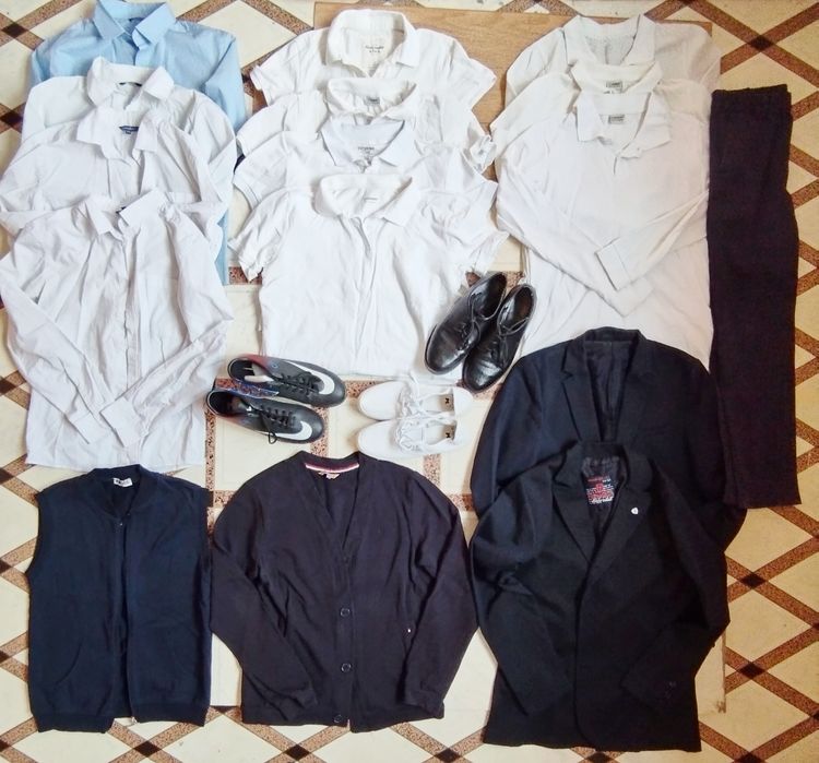 Школьная форма на мальчика  12-13 лет,рост 152-158 +обувь 38 размер