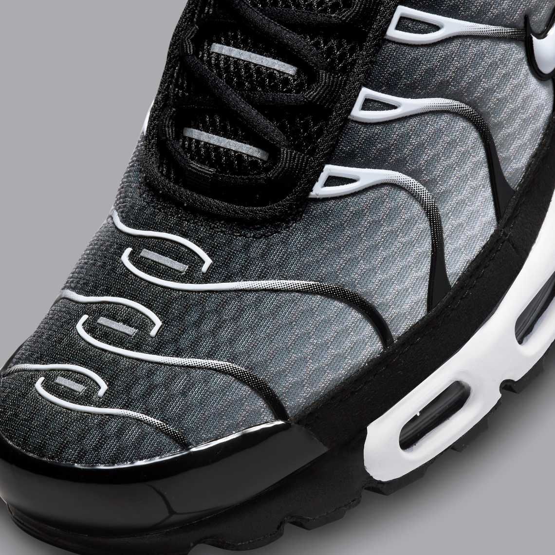 Nike Air Max Plus Metalic Silver Black Best Men Sneakers