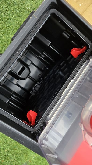 Separator praf Milwaukee PODS-1 compatibil PACKOUT, cod 4932498256