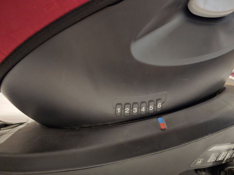 Scaun auto Joie i-Spin 360 Merlot – 0-18 kg, pivotant,cumpărat în 2020