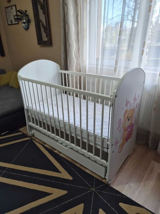 Patut cu laterala culisanta si sertar Ursuletul Justine + saltea cocos