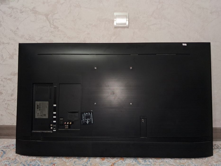 Продаётся  Телевизор  самсунг