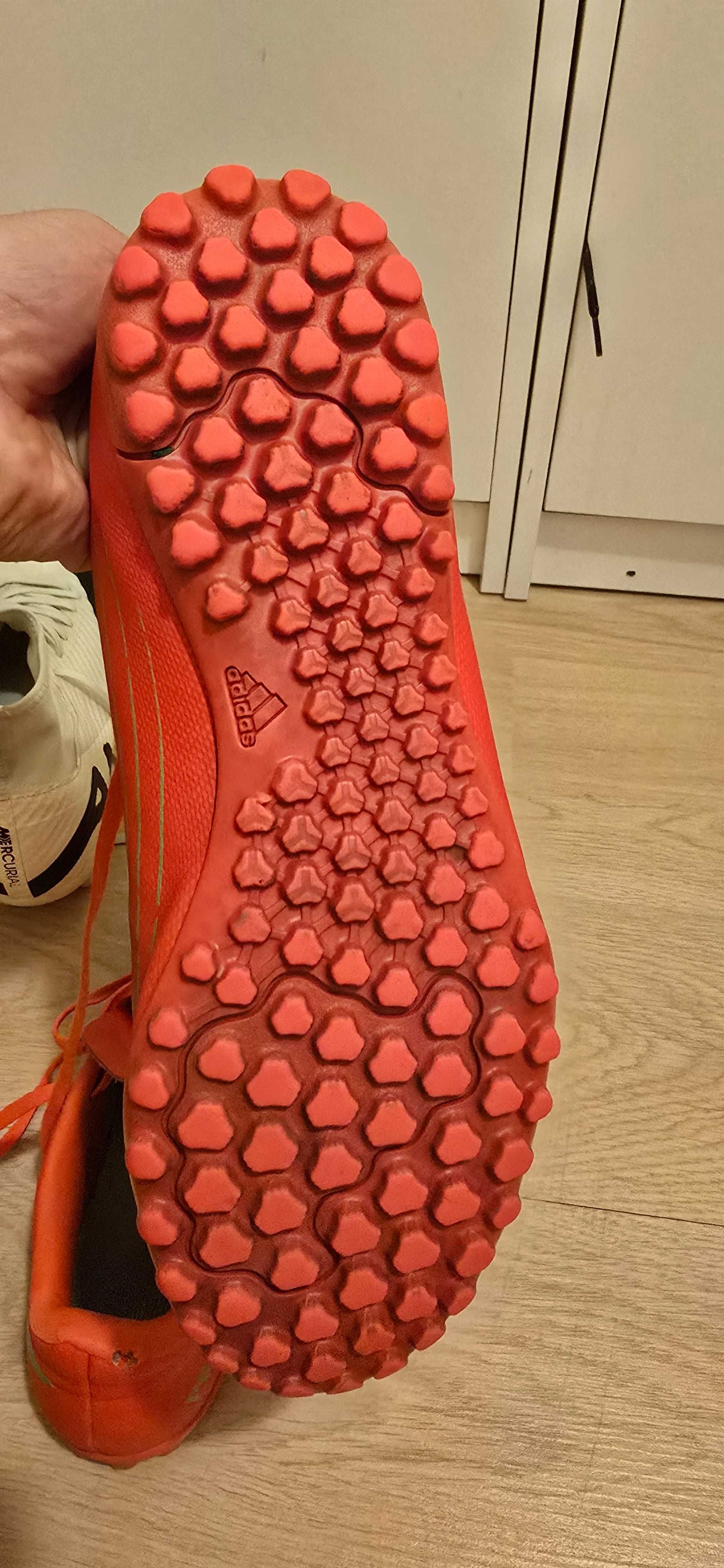 Обувки за футбол стоножки, Adidas, 41,5 размер