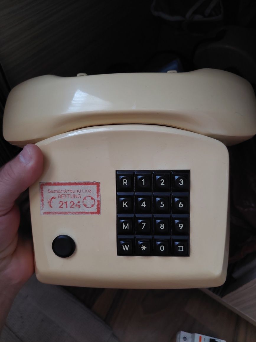 Telefon ,telefoane fixe , model vechi,vintage,old