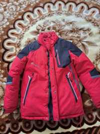 Продам зимнюю детскую куртку Columbia