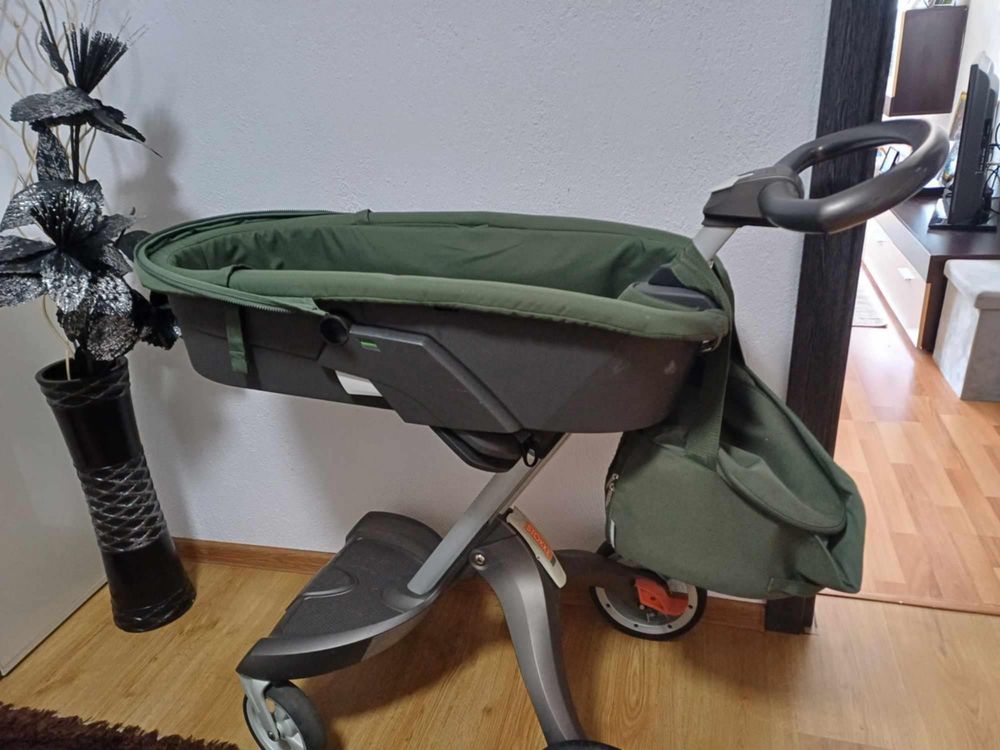Бебешка количка STOKKE Explorie Carry Cot, Green