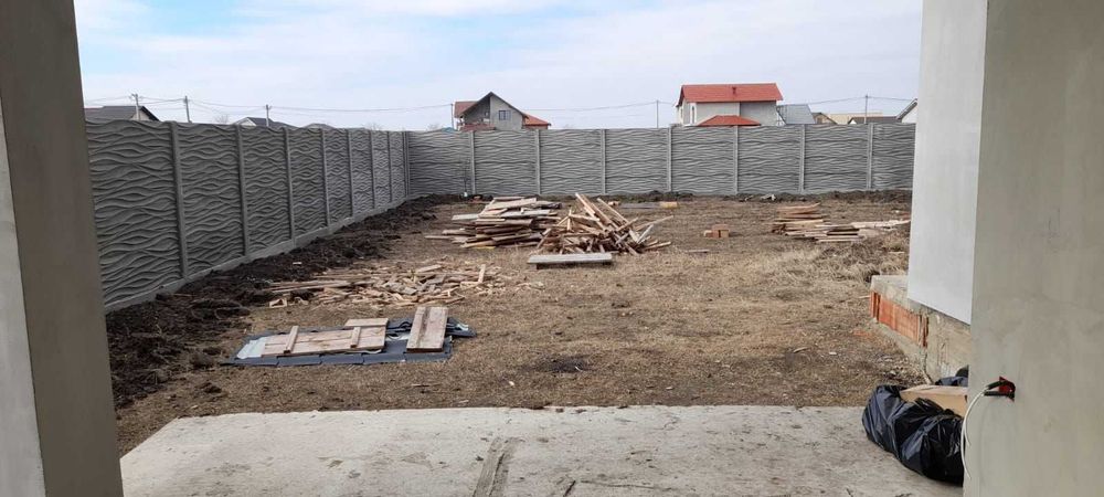 Gard din placi beton