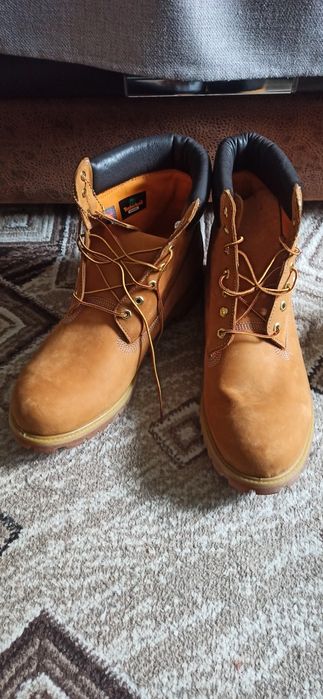Продам ботинки Timberland ( великаны )