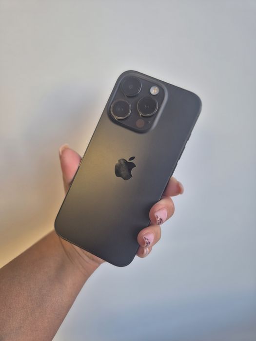 IPhone 15 pro black titan - отлично състояние