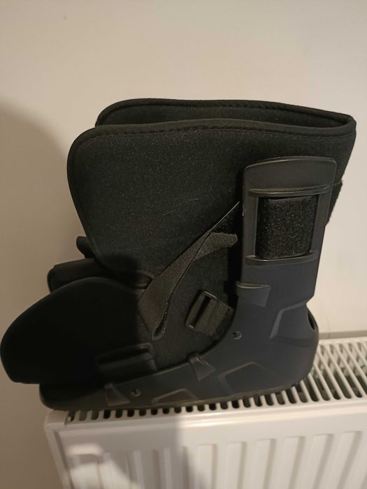 Orteza de plastic pentru glezna Tip-28 cm M ANTAR AT53008M