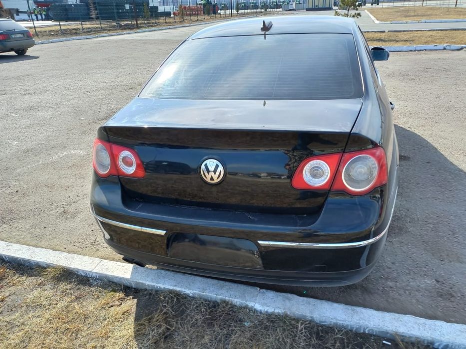 Фольксваген Пассат B6 2005год